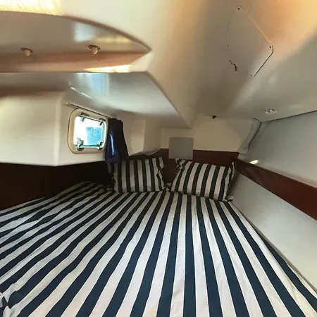 Barco à Vela Em - West Sailing Peniche