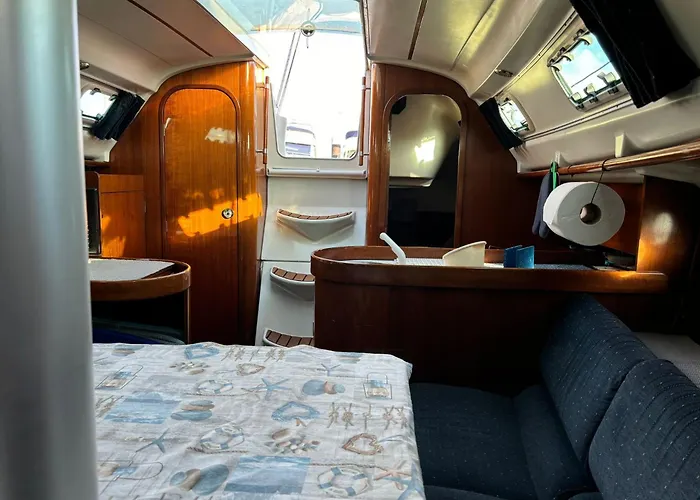 Tekne Barco A Vela Em - West Sailing